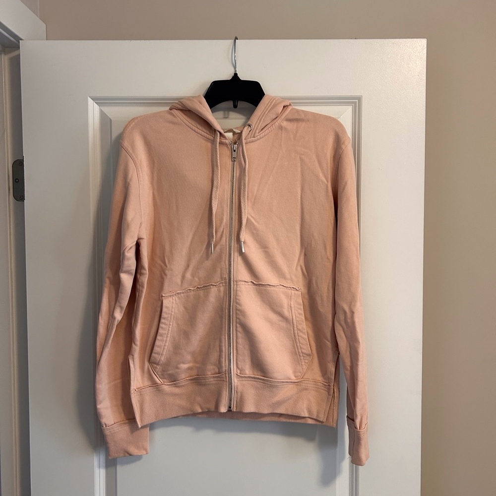 H&M Light Pink Zip-Up Jacket xs can fit up to a med